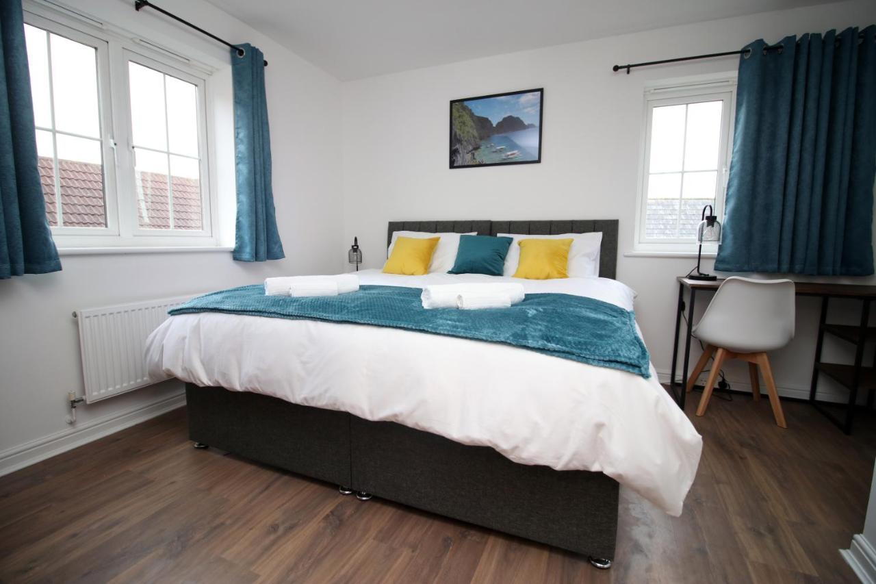 Delft - Spacious Home, High Speed Wi-Fi, Free Parking, Terrace สวินดอน ภายนอก รูปภาพ
