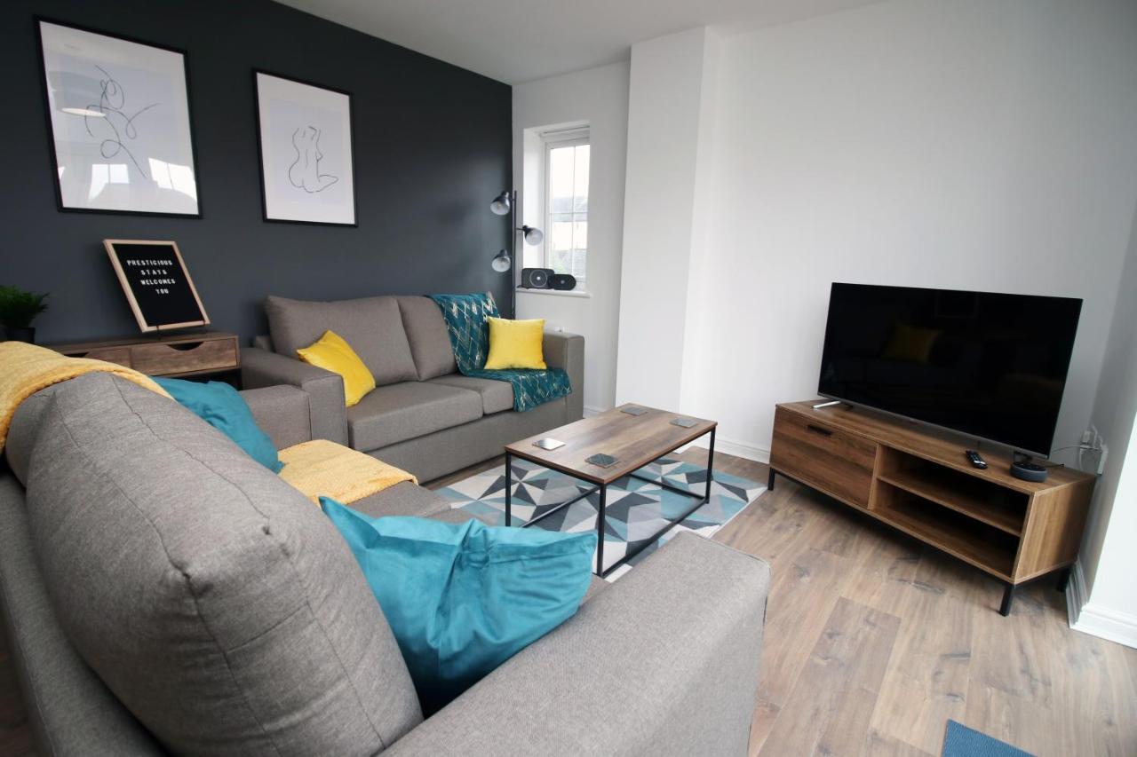 Delft - Spacious Home, High Speed Wi-Fi, Free Parking, Terrace สวินดอน ภายนอก รูปภาพ